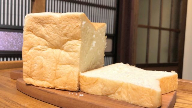 まな板の上ののがみの食パン