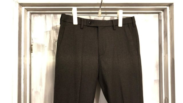 ハンガーに吊るした感動パンツ