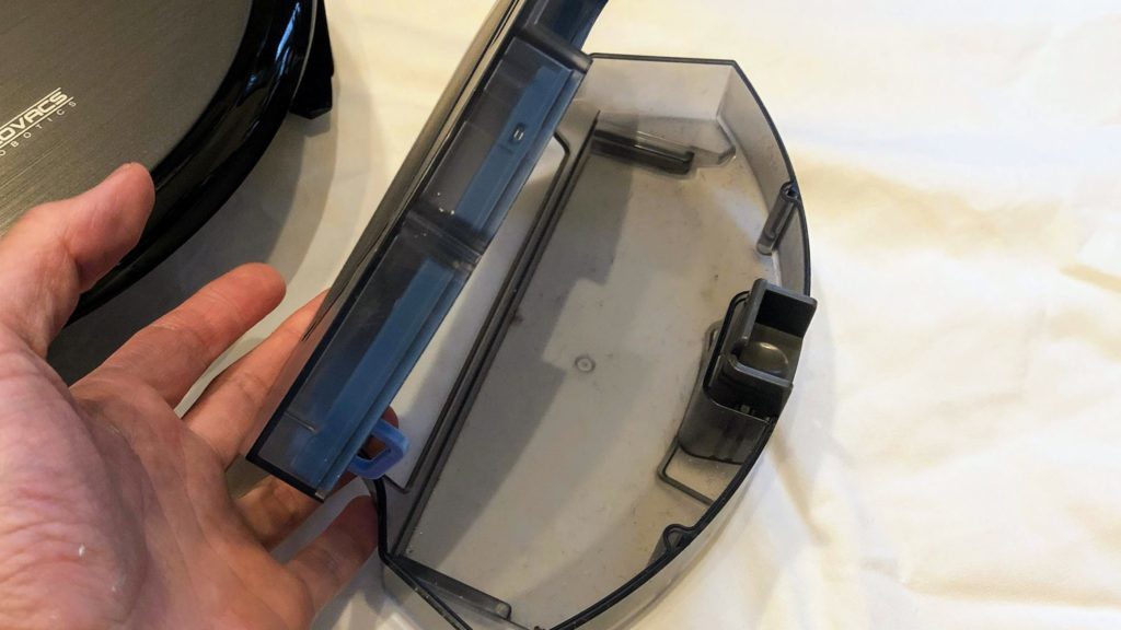 ダストボックスを開ける